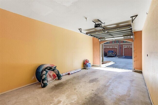 Building Photo - 2730 Via Tivoli