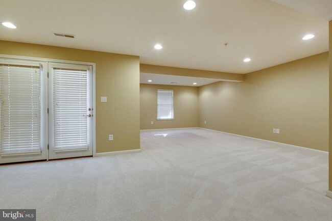 Building Photo - 7543 Maidenhead Dr
