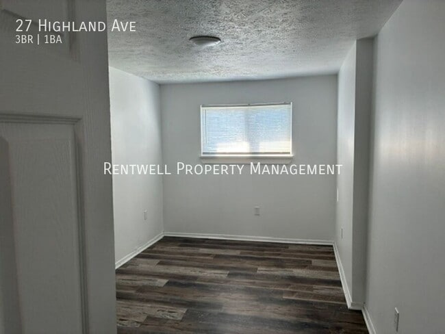 Building Photo - 27 Highland Ave
