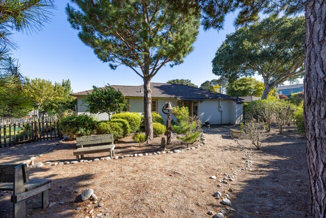 Building Photo - 969 Egan Ave