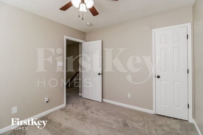 Building Photo - 6063 Parkside Circle