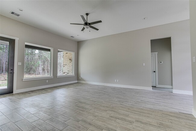 Building Photo - 1037 Rd 6609