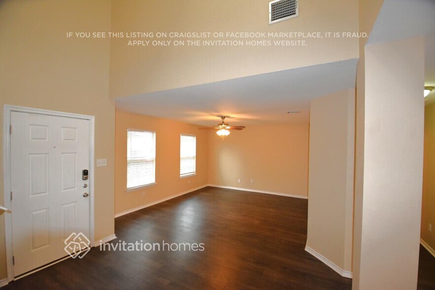 Building Photo - 219 Windmill Dr