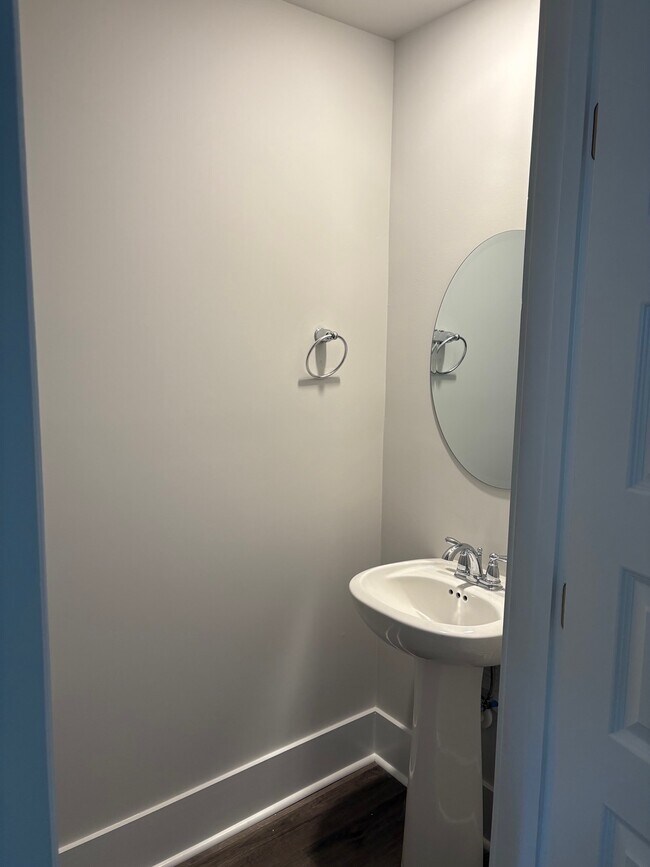 Building Photo - 7787 Pennycress Dr