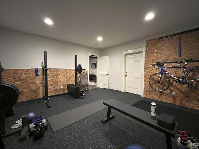 Building Photo - Spacious Corner-Lot Home with Three Levels...