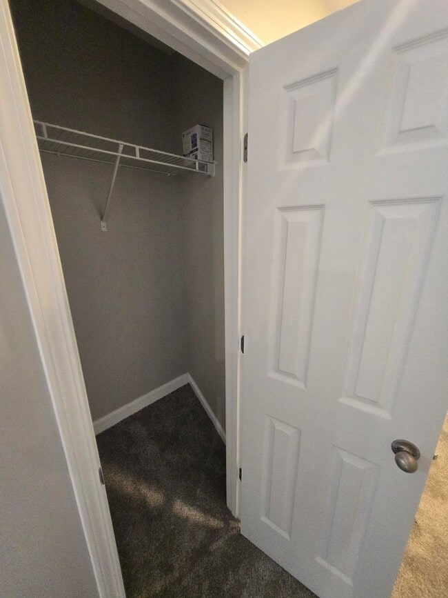 Building Photo - Charming 3 Bedroom Home in Historic Jonesb...