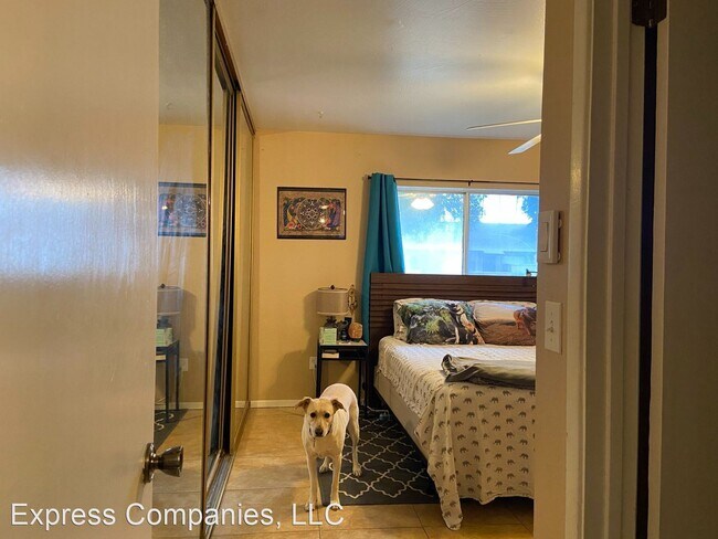 Building Photo - 3 br, 2 bath House - 15 W Loma Vista Dr. #104