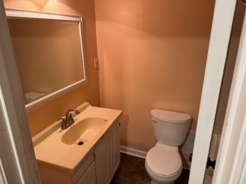 Building Photo - 15017 Oak Crest Ct