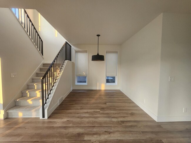 Building Photo - 4216 E Cypress Pl
