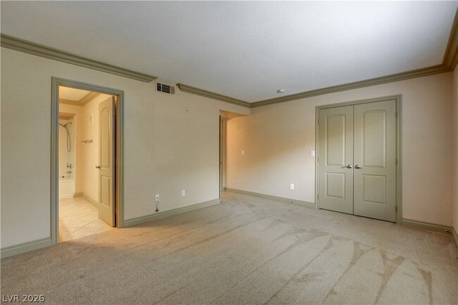 Building Photo - 1150 N Buffalo Dr