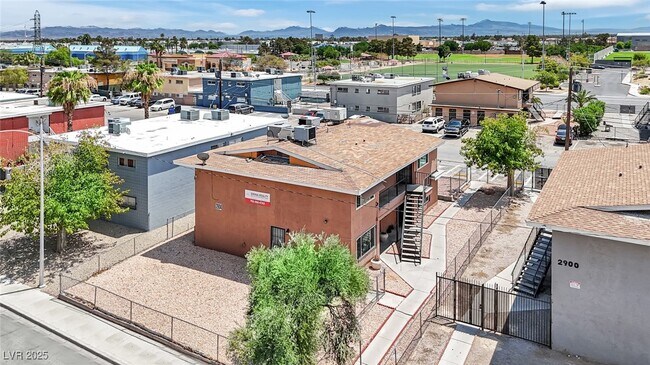 Building Photo - 2904 Marlin Ave