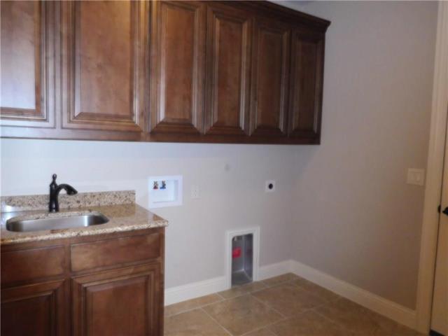 Building Photo - 961 Crystal Falls Dr