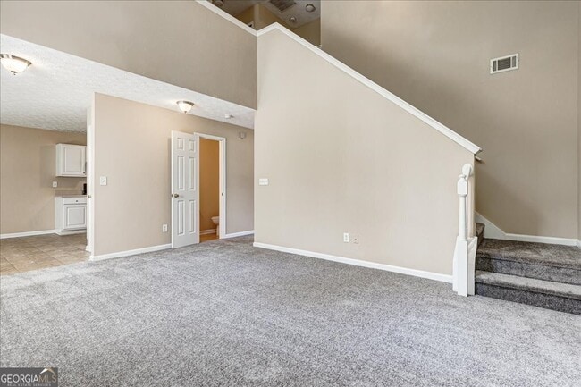 Building Photo - 1475 Trafalgar Way