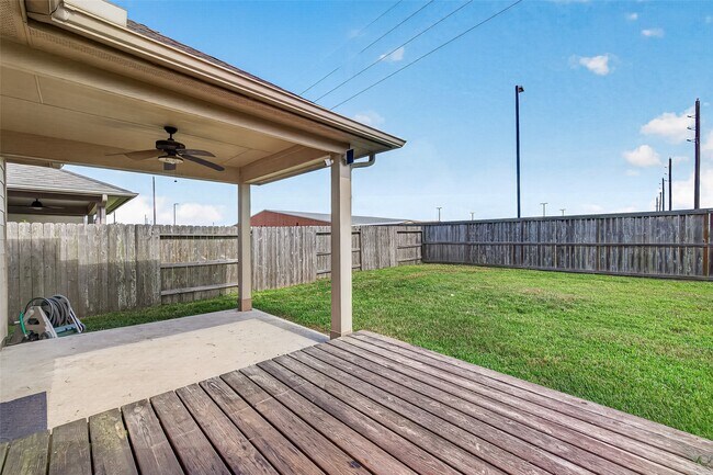 Building Photo - 26602 Yukon Straight Dr