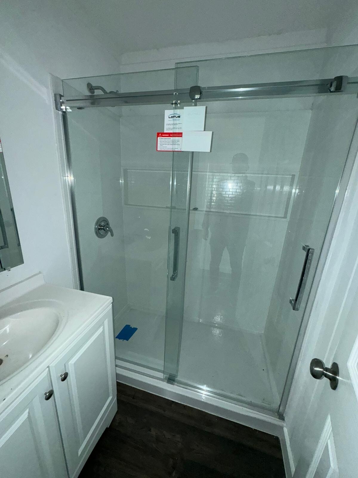 Bathroom - 3903 Broyles St