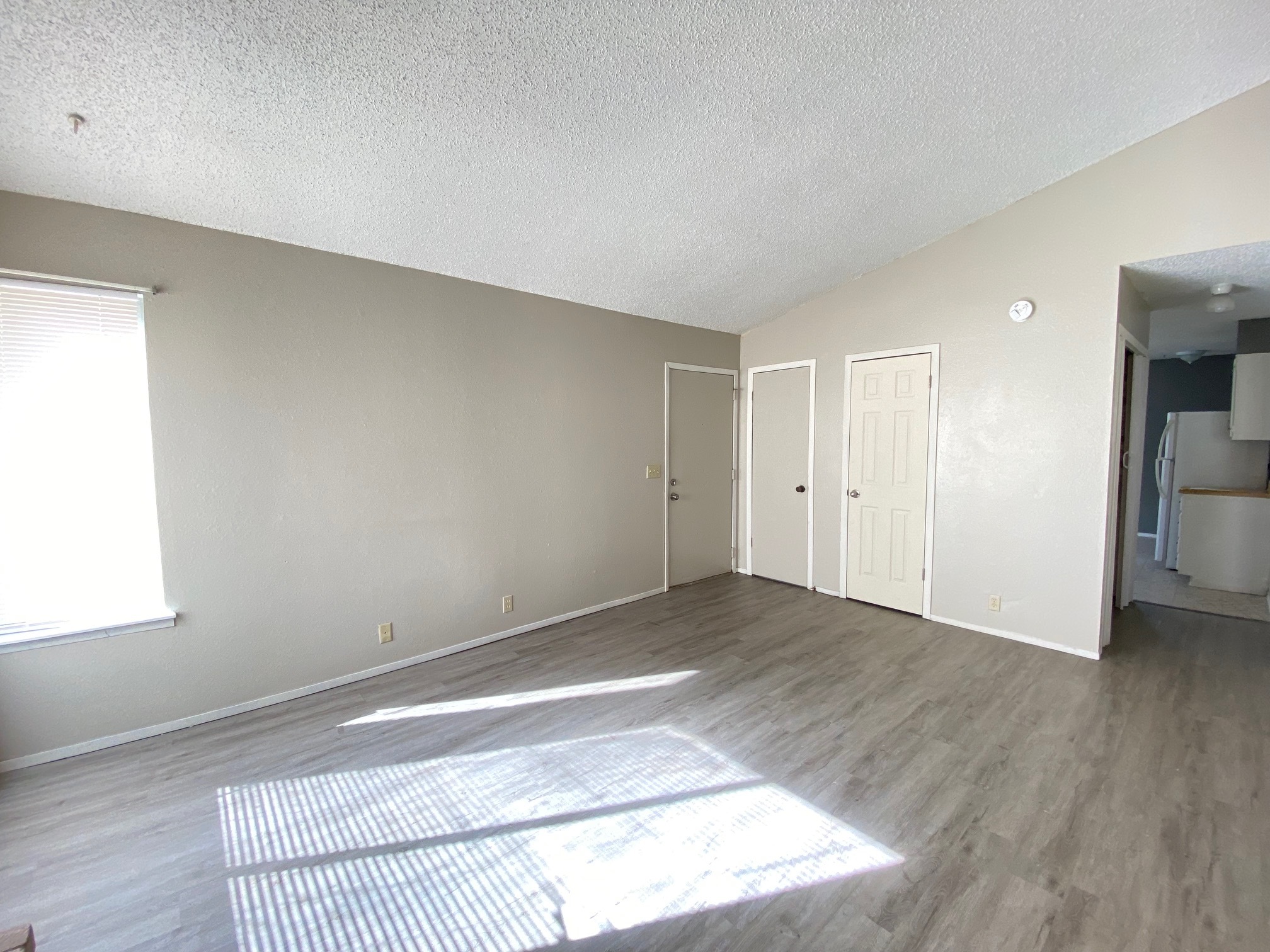 Building Photo - 9630 Hefner Village Blvd