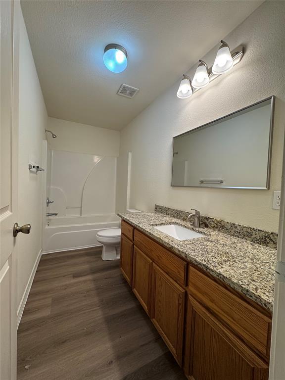 Building Photo - 220 Sandstone Dr