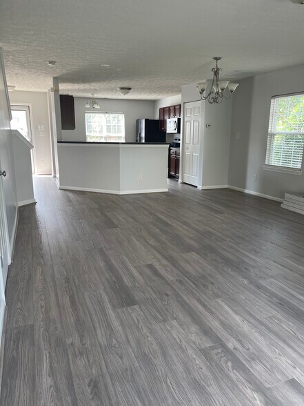 Building Photo - 5226 Malik Dr