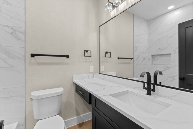 Building Photo - 4206 Kewanee St