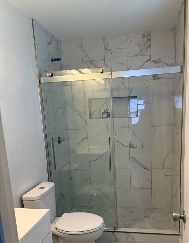 Building Photo - Email Linda@vacosold.com  or Call Office 804-642-2106