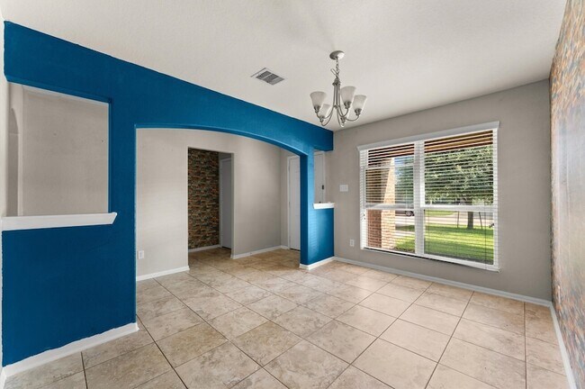Building Photo - 3327 Upland Spring Trace
