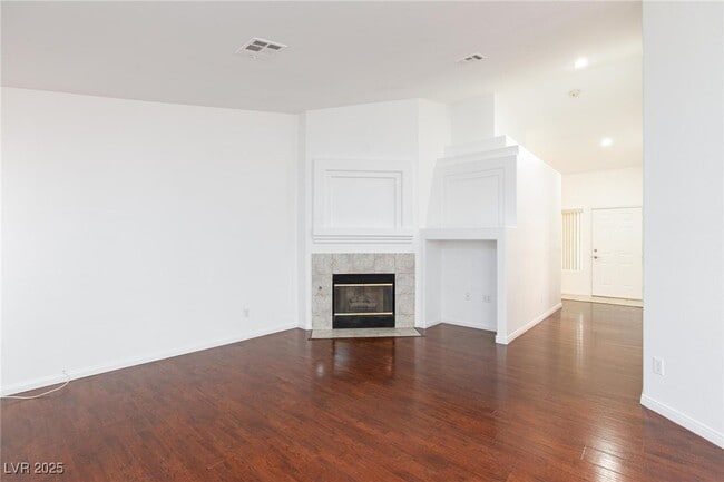 Building Photo - 10022 Catalina Canyon Ave