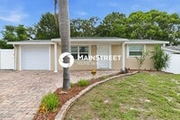 Building Photo - 3 Bedroom Pet-Friendly Home in Port Richey, FL with Main Street Renewal