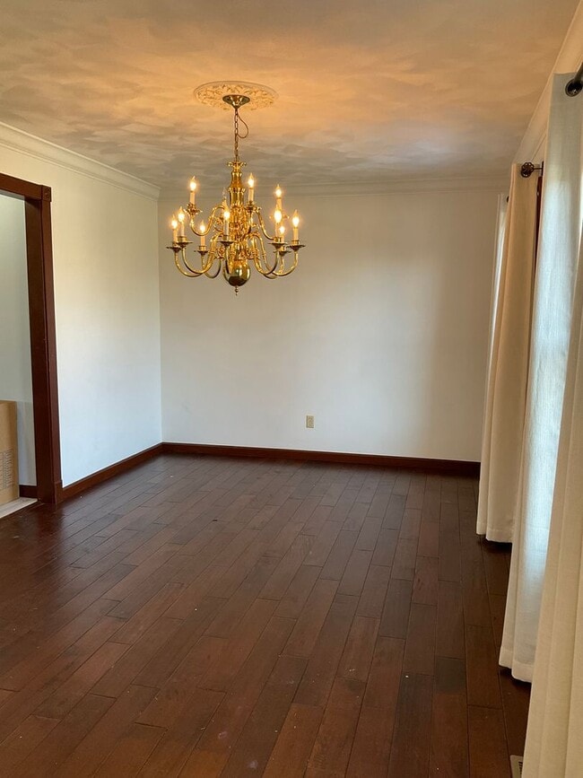 Building Photo - 2903 Lake Lorraine Cove