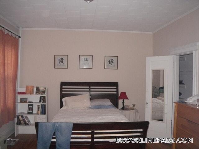 Building Photo - 16 Euston St