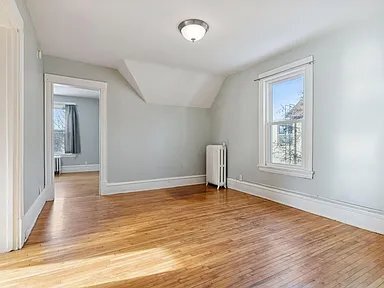 Building Photo - 2805 28th Ave S