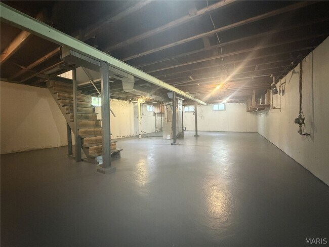 Building Photo - 38 Fenwick Dr