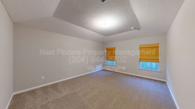 Building Photo - 2202 S Cranbrook Ave