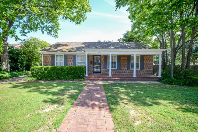 Building Photo - 3590 Shirlwood Ave