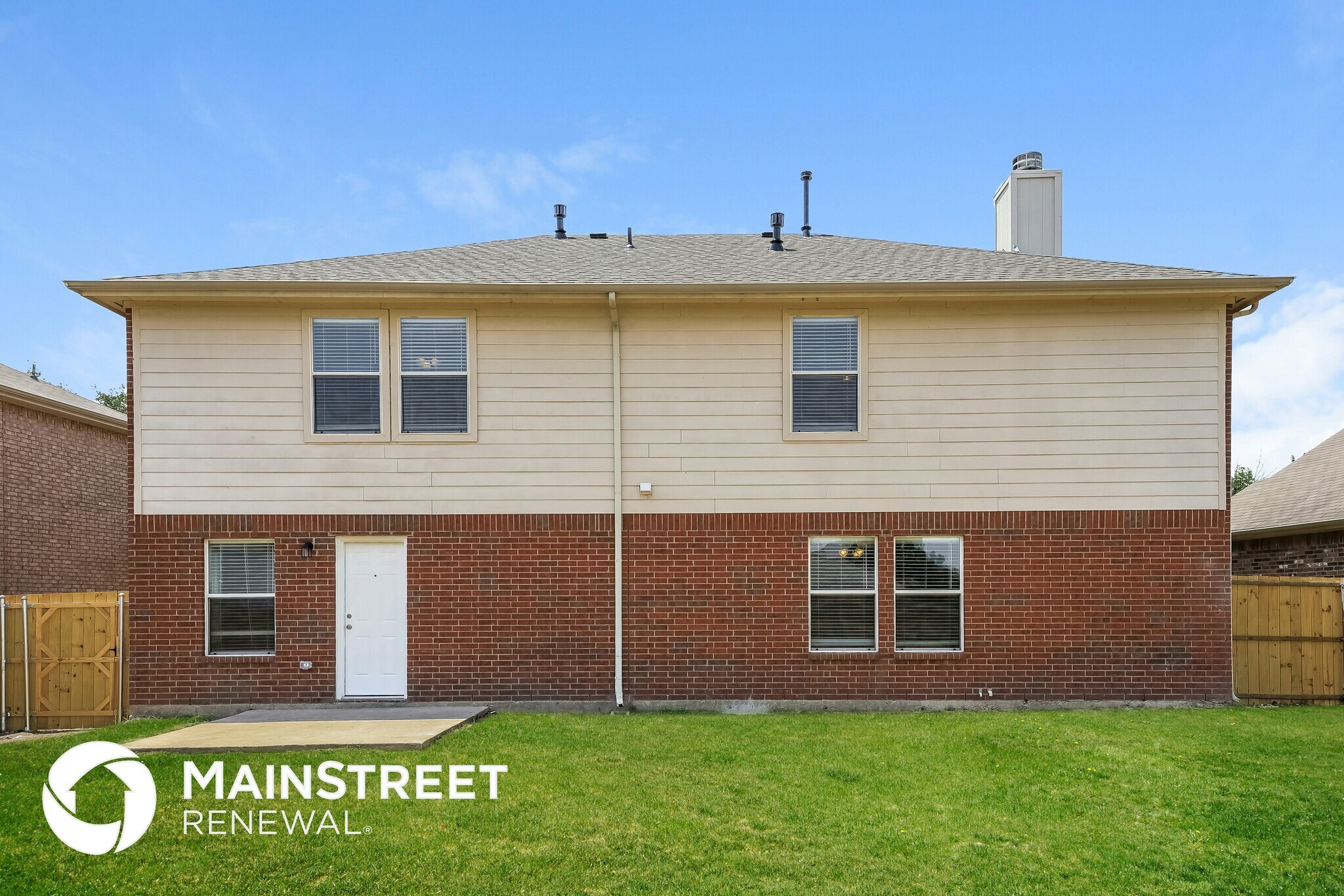 Building Photo - 2120 Rose May Dr