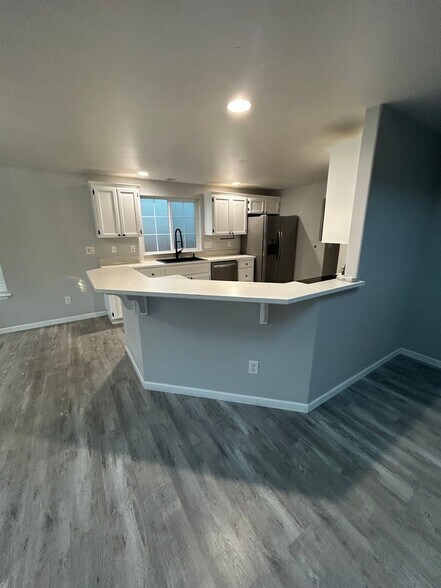 Building Photo - 4283 SW Plumeria Way
