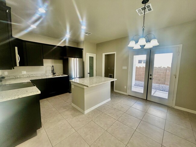 Building Photo - Newer 3-Bedroom Home in La Vida Subdivision-Modern Living with Upgrades Throughout!