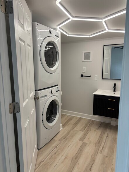 Back Bathroom including Washer and Dryer - 1350 Sylvia Ave