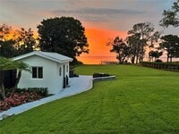 Building Photo - 1021 Temple Grove Pl