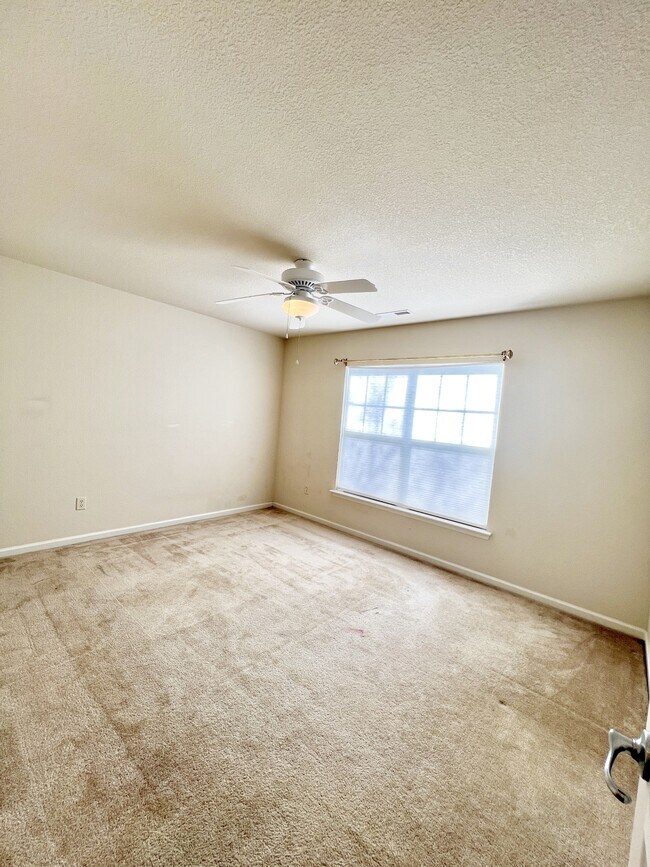 Building Photo - 109 Zebulon Ct