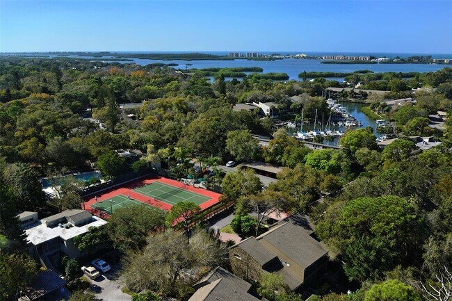 Building Photo - 1709 Pelican Cove Rd