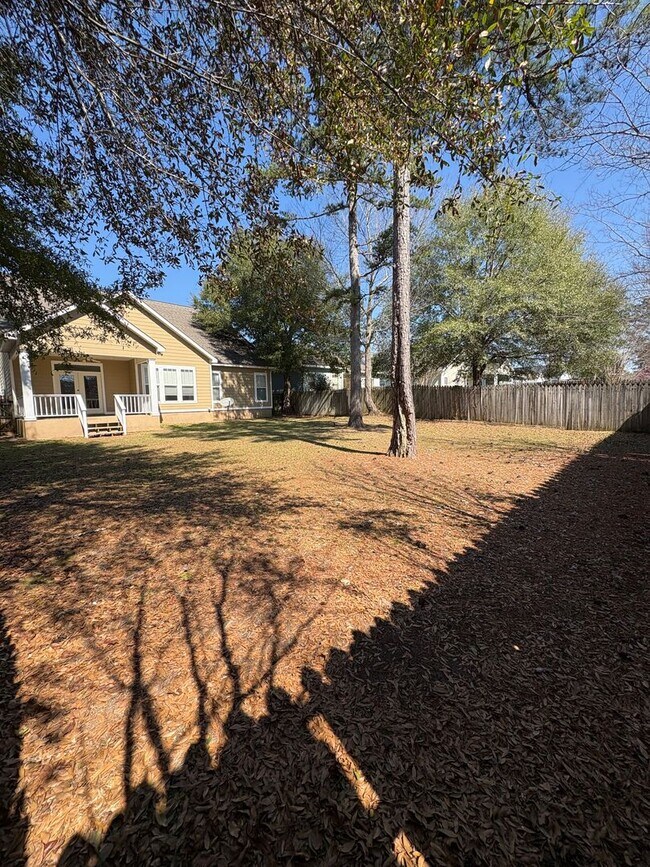 Building Photo - 540 Orchard Cir