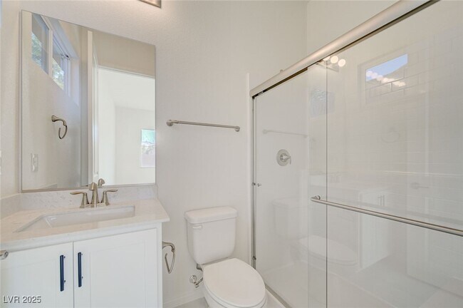 Building Photo - 555 Jerry Bird Ct