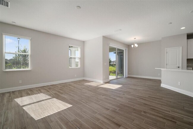 Building Photo - 3590 Quiet Dr