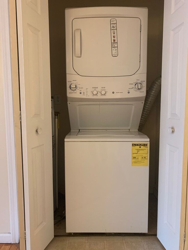 Building Photo - Star City - 4 Bedroom, 4 bath Condo - Available 08/05/2026