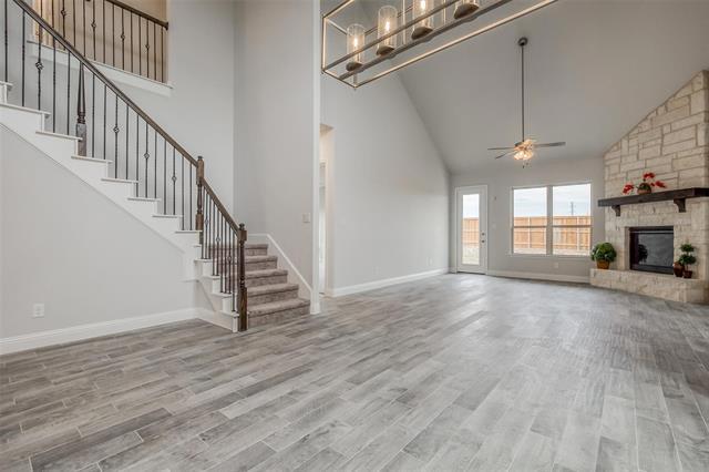 Building Photo - 332 Cowling Dr