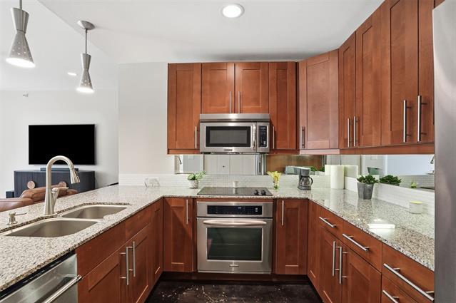 Building Photo - 2608 Museum Way