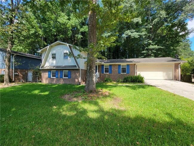 Building Photo - 2506 Windmere Dr NW