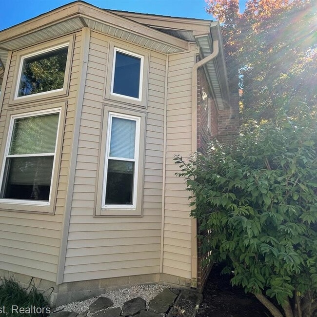 Building Photo - 1438 Rand Rd