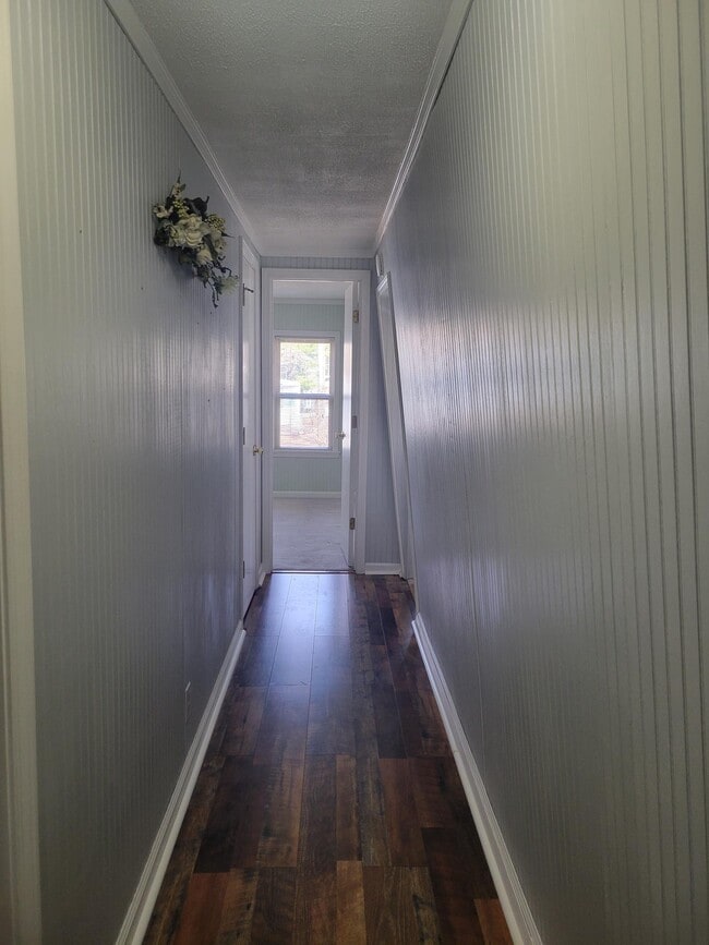 Building Photo - 133 Rugby Ct