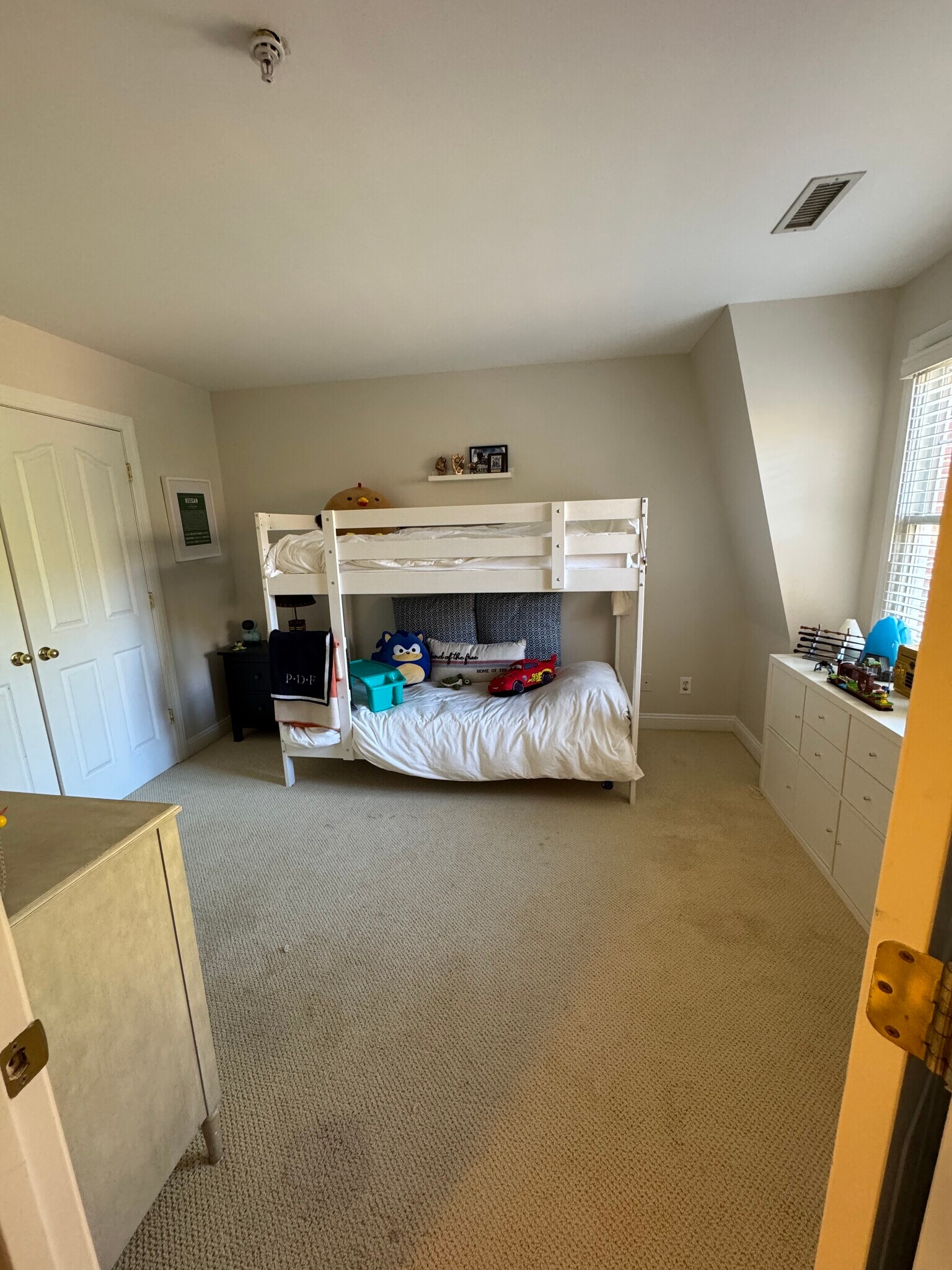 Building Photo - 1156 Hampton Gardens Ln